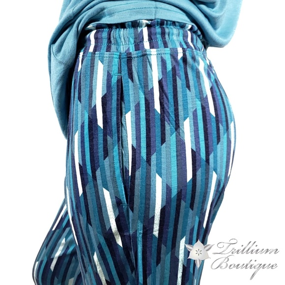 Felina Women's Pajama Set Maui Blue Diamond Stripe - Picture 6 of 8